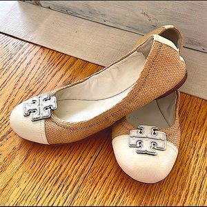 SOLD Tory Burch Carita Raffia Straw Leather Flat Shoes! 💙💚